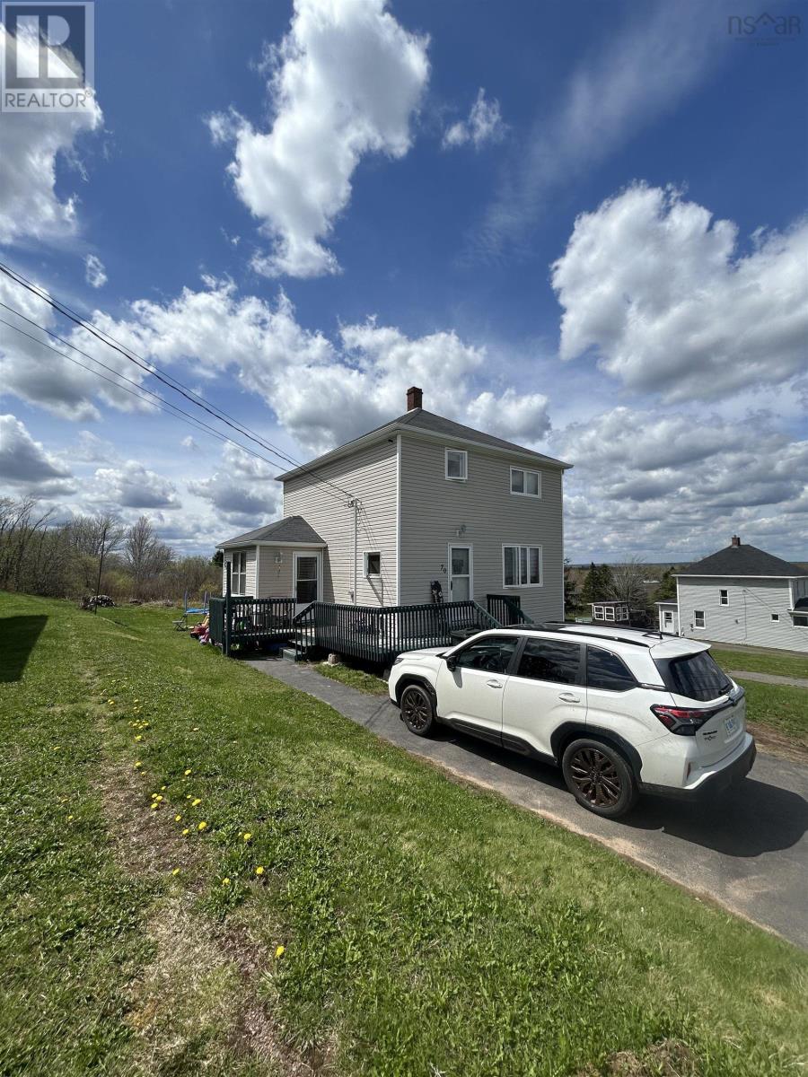 70 Wolsley Street Property Photo 4