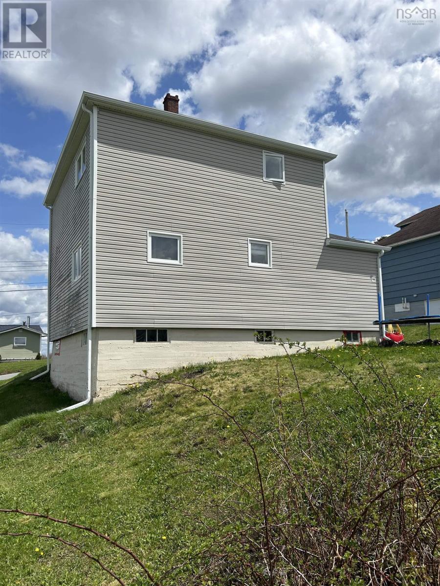 70 Wolsley Street Property Photo 7