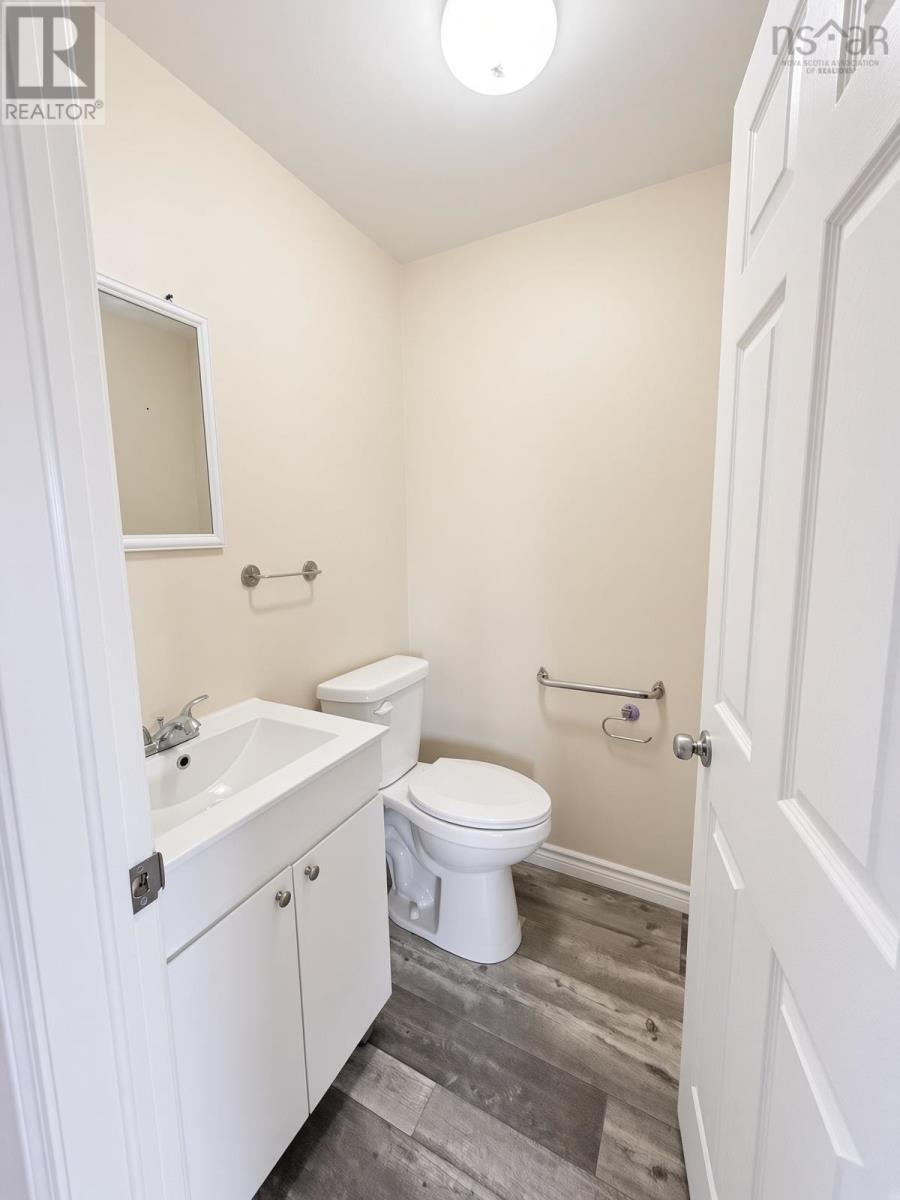 70 Wolsley Street Property Photo 10