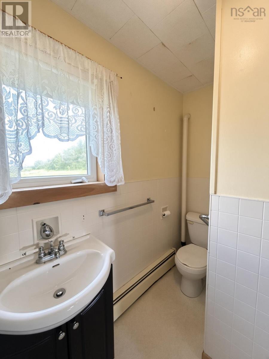70 Wolsley Street Property Photo 17