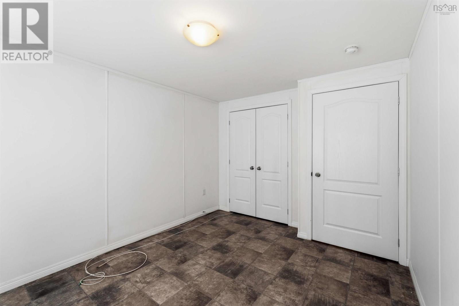 63 Douglas Avenue Property Photo 7