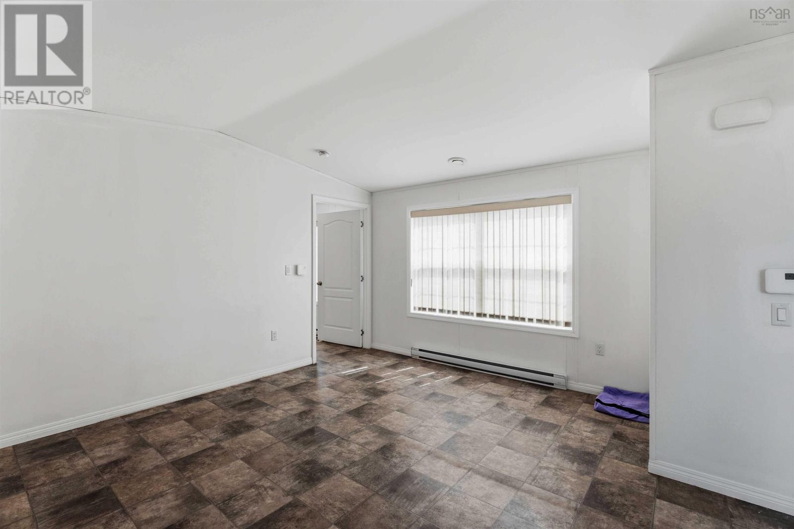 63 Douglas Avenue Property Photo 12