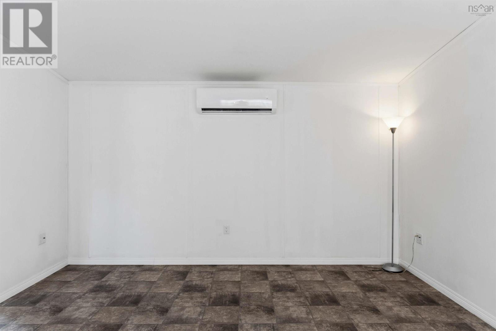 63 Douglas Avenue Property Photo 15