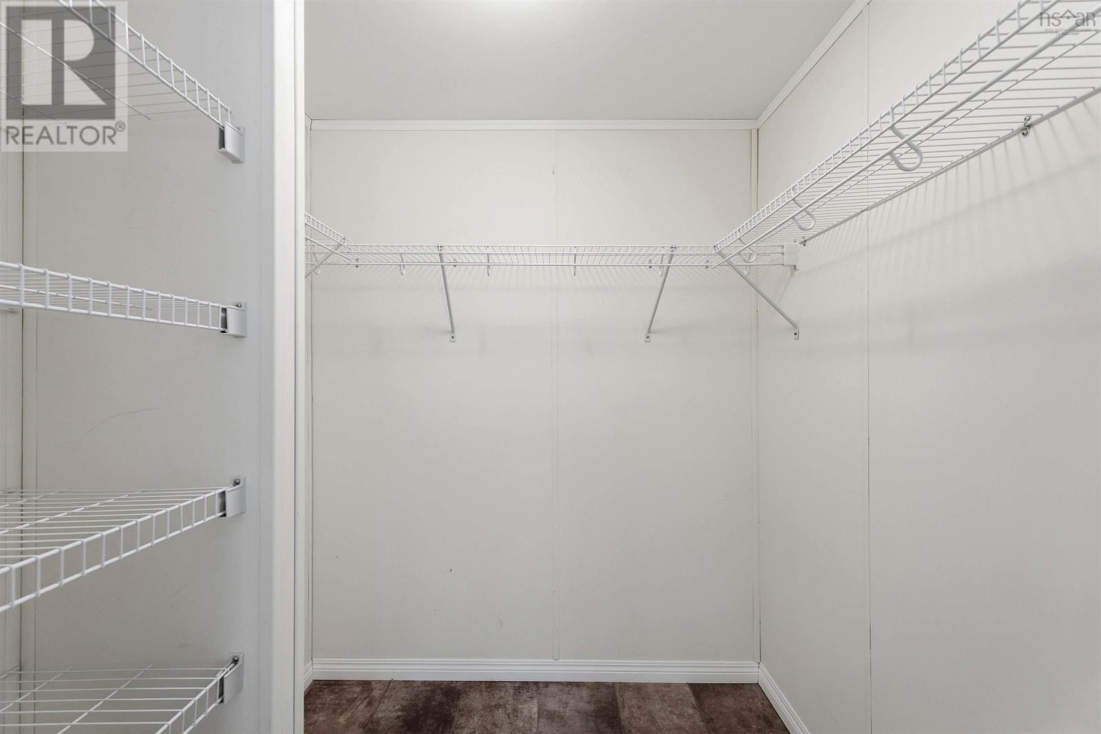 63 Douglas Avenue Property Photo 17