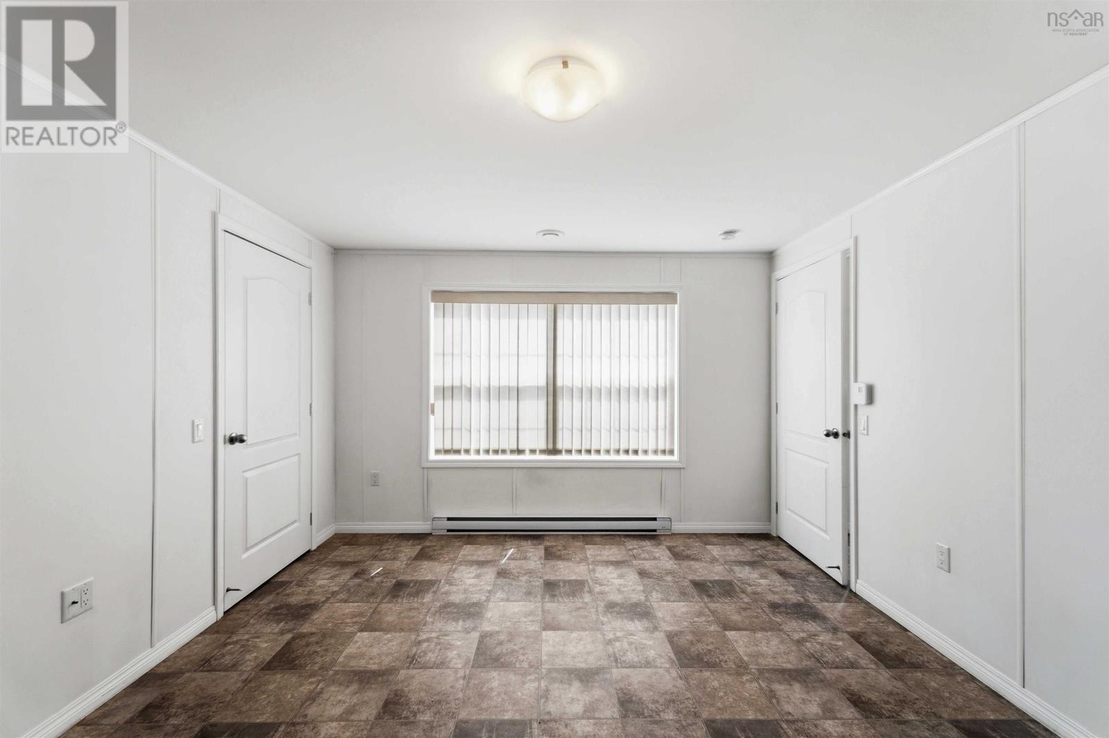 63 Douglas Avenue Property Photo 25