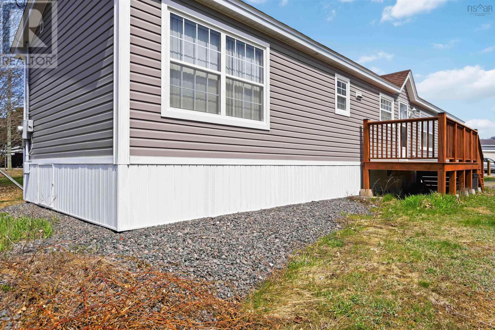 63 Douglas Avenue Property Photo 30