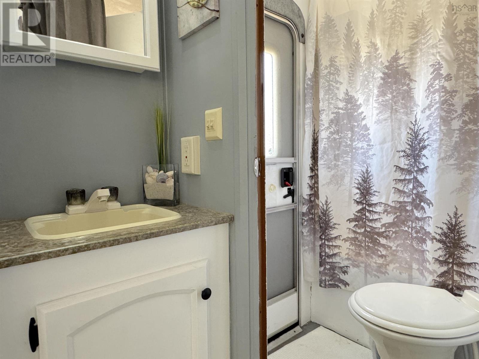49726 Cabot Trail Property Photo 13
