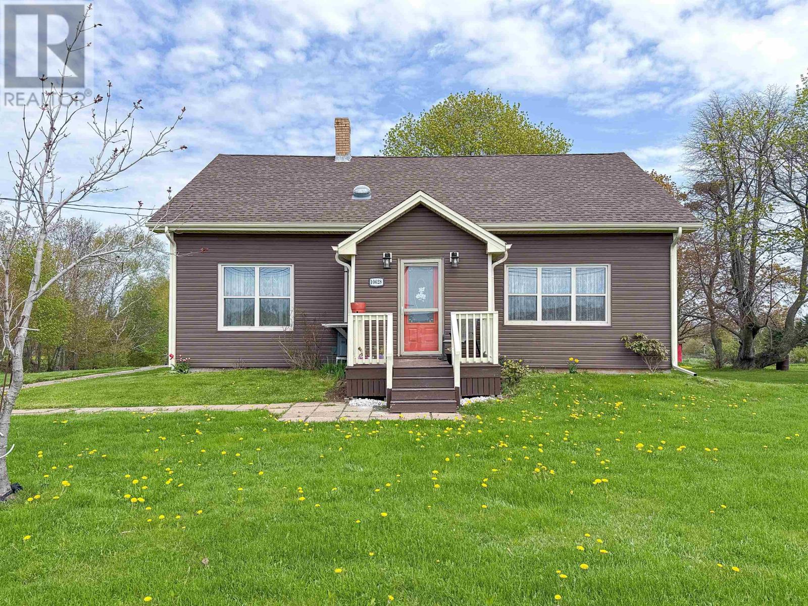 10628 Trans Canada Highway Property Photo 2