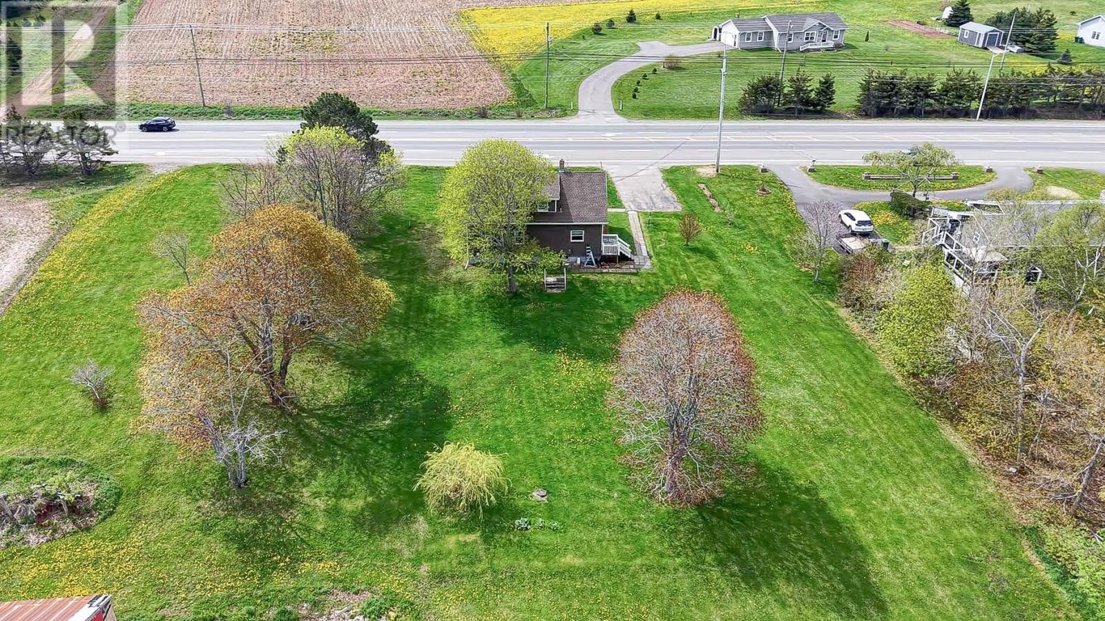 10628 Trans Canada Highway Property Photo 39