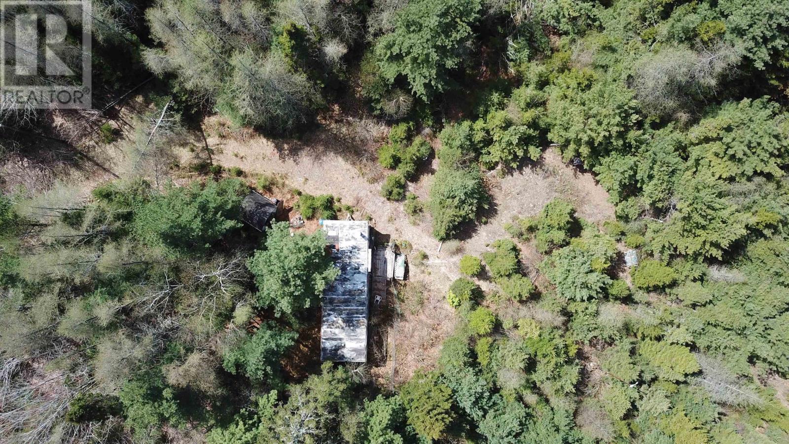 563 West Ship Harbour Road Property Photo 8