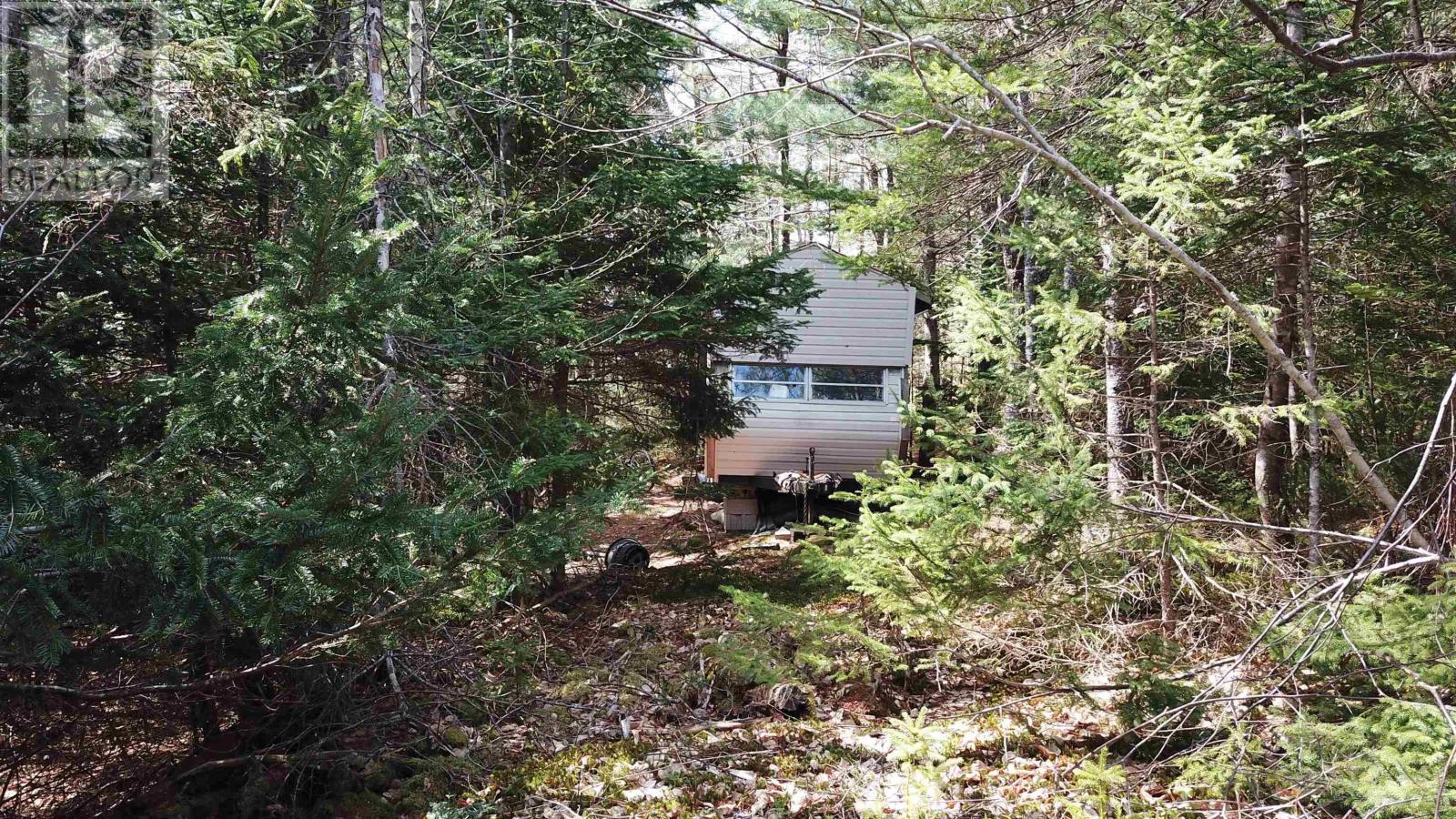 563 West Ship Harbour Road Property Photo 14