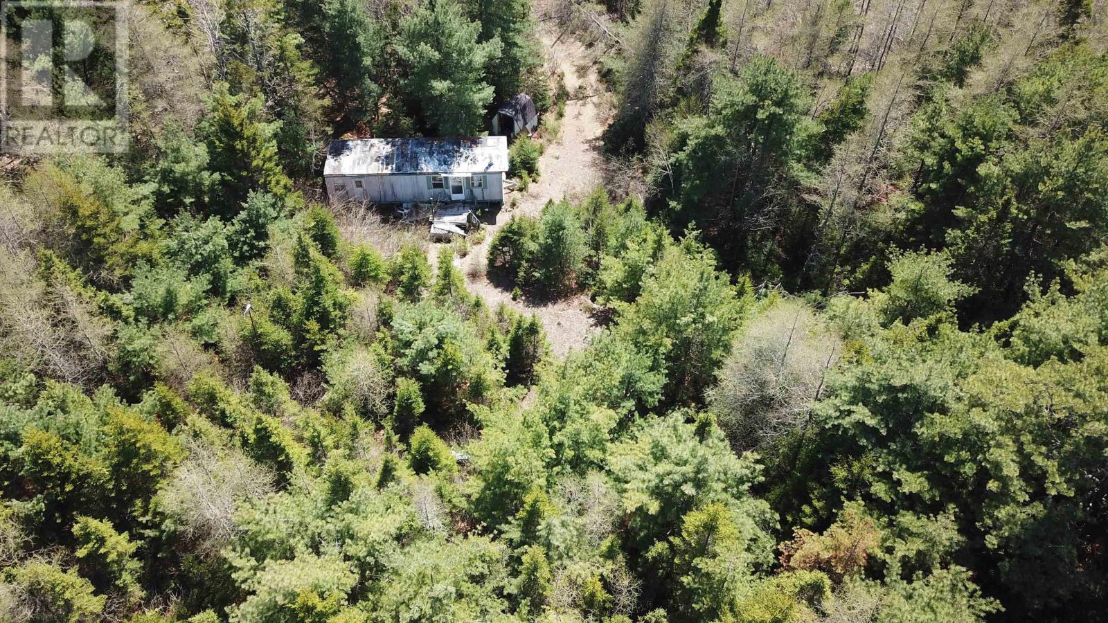 563 West Ship Harbour Road Property Photo 15