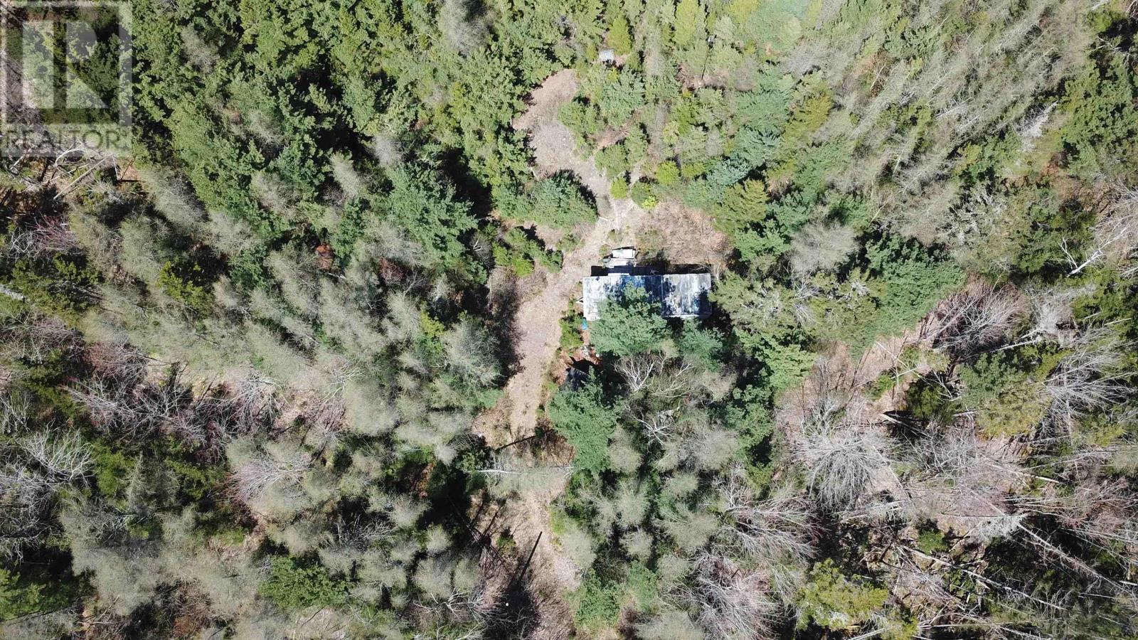 563 West Ship Harbour Road Property Photo 17