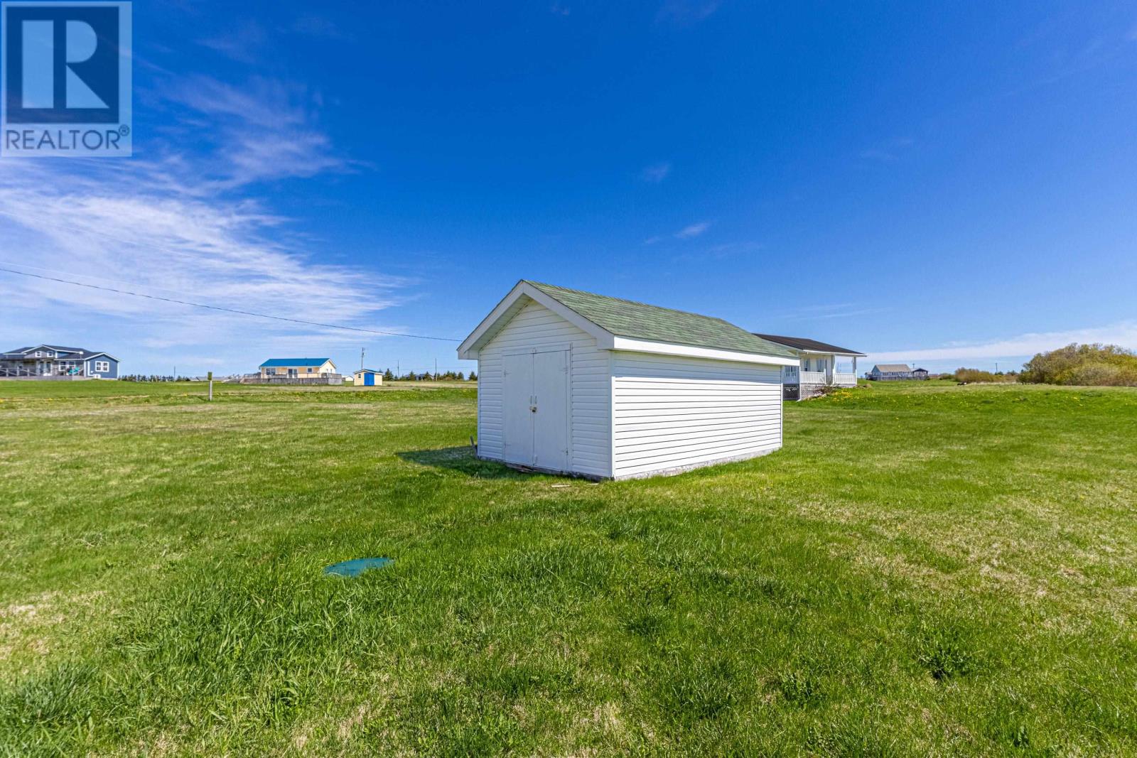 212 Basinview Crescent Property Photo 25