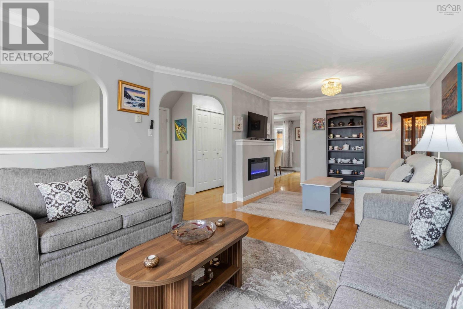 60 Emma Court Property Photo 10