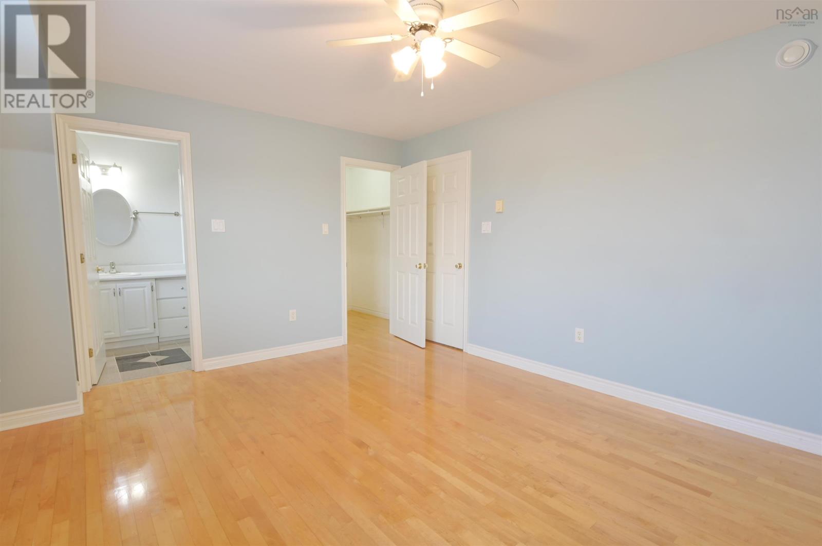 60 Emma Court Property Photo 24