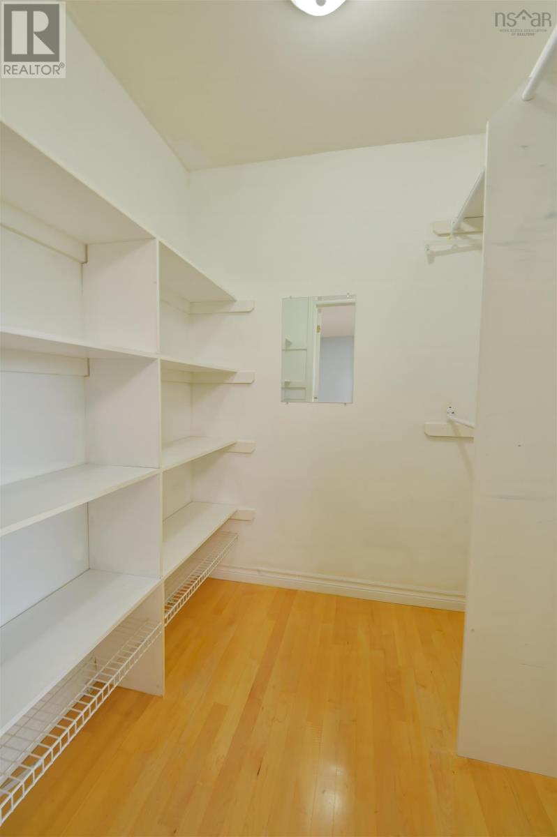 60 Emma Court Property Photo 28