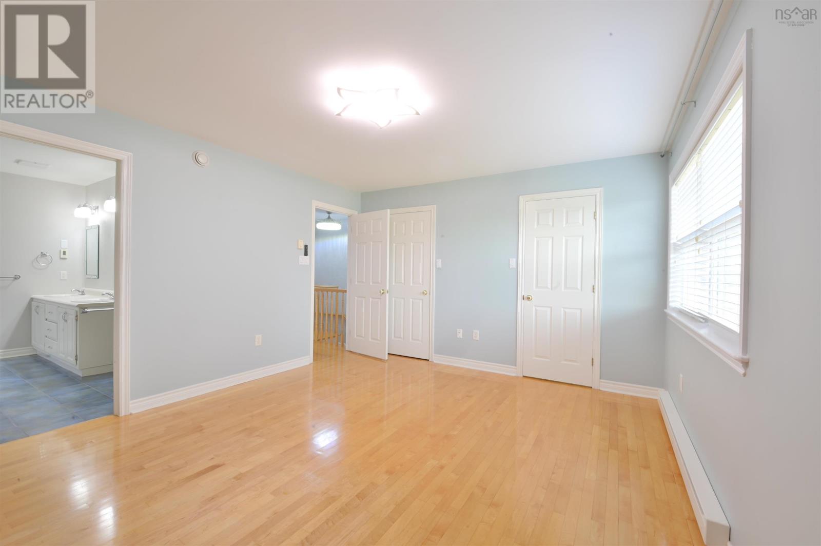 60 Emma Court Property Photo 33
