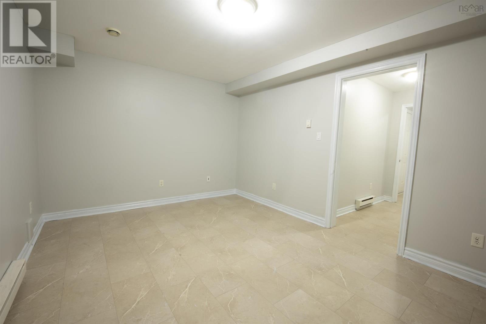 60 Emma Court Property Photo 39