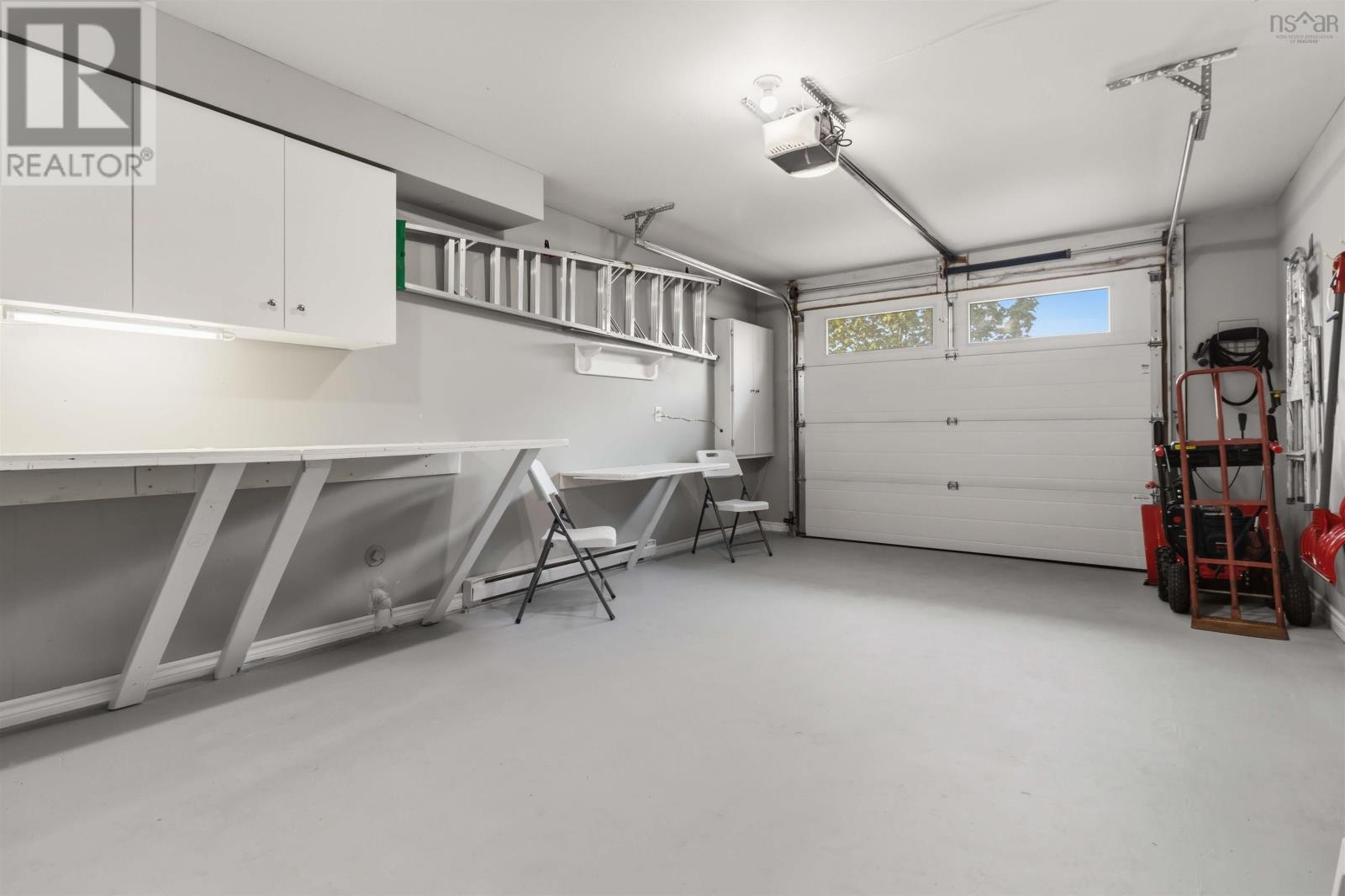 60 Emma Court Property Photo 43