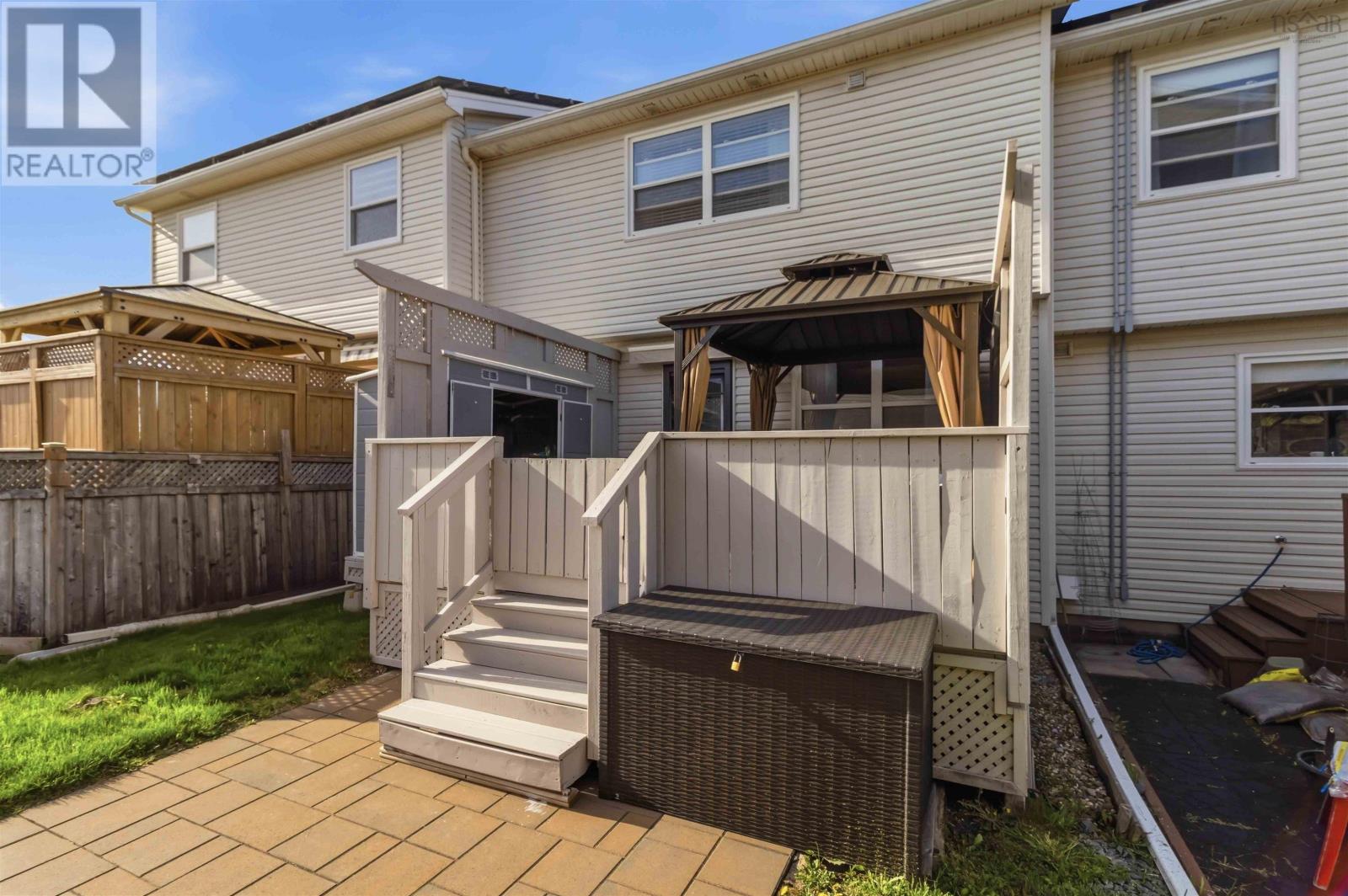60 Emma Court Property Photo 47