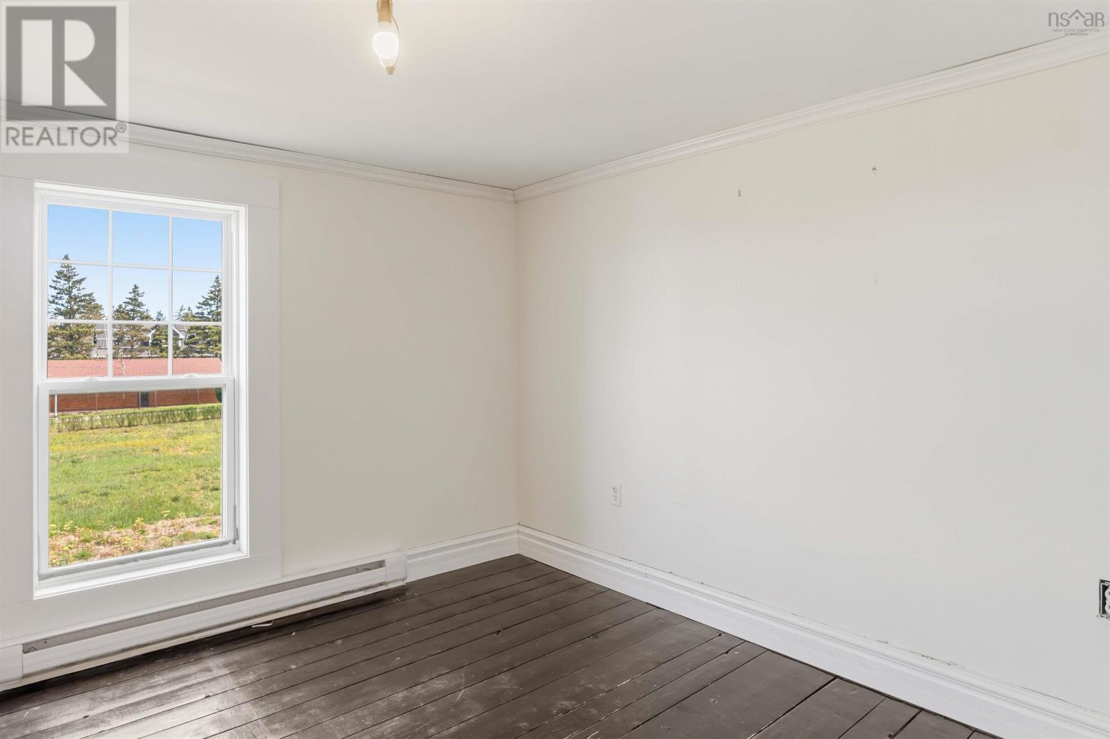 650 Riverside Road Property Photo 28