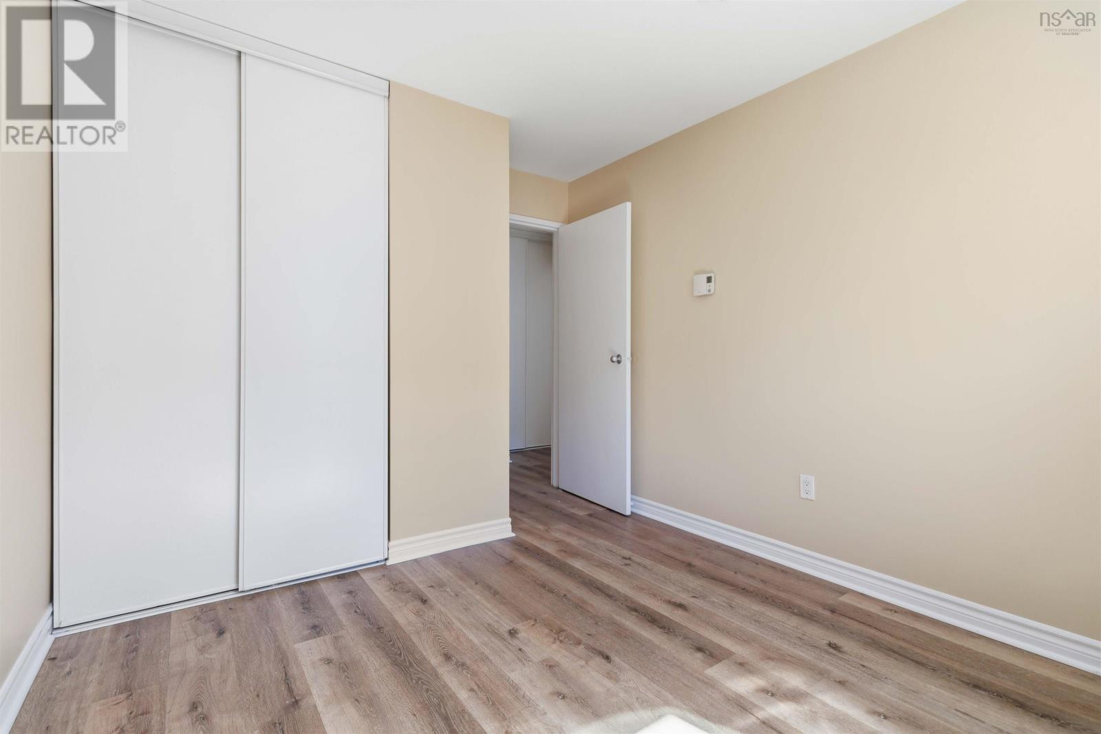 223 281 Windmill Road Property Photo 14