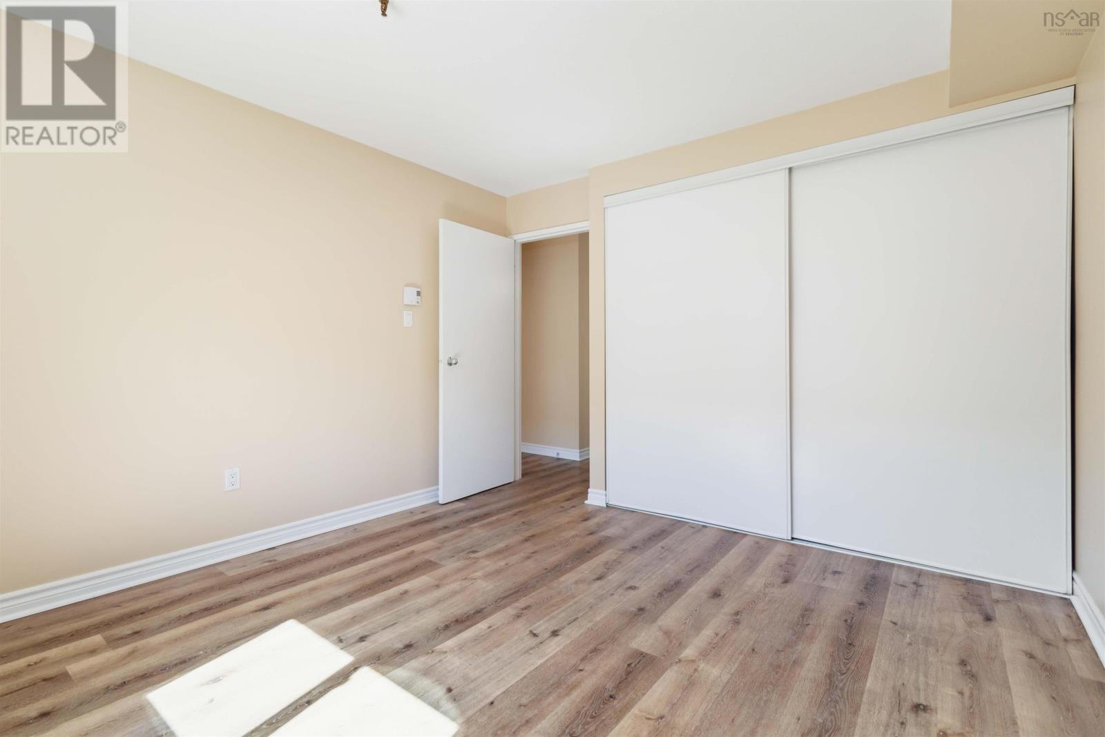 223 281 Windmill Road Property Photo 19