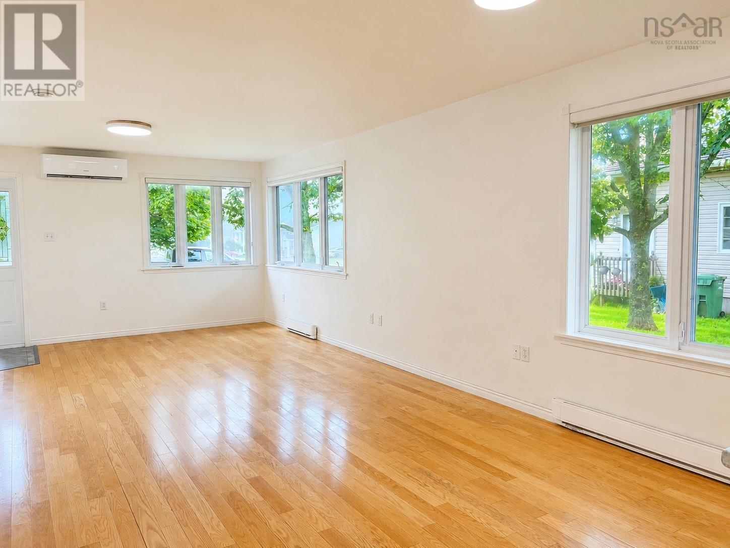 469 Brunswick Street Property Photo 3