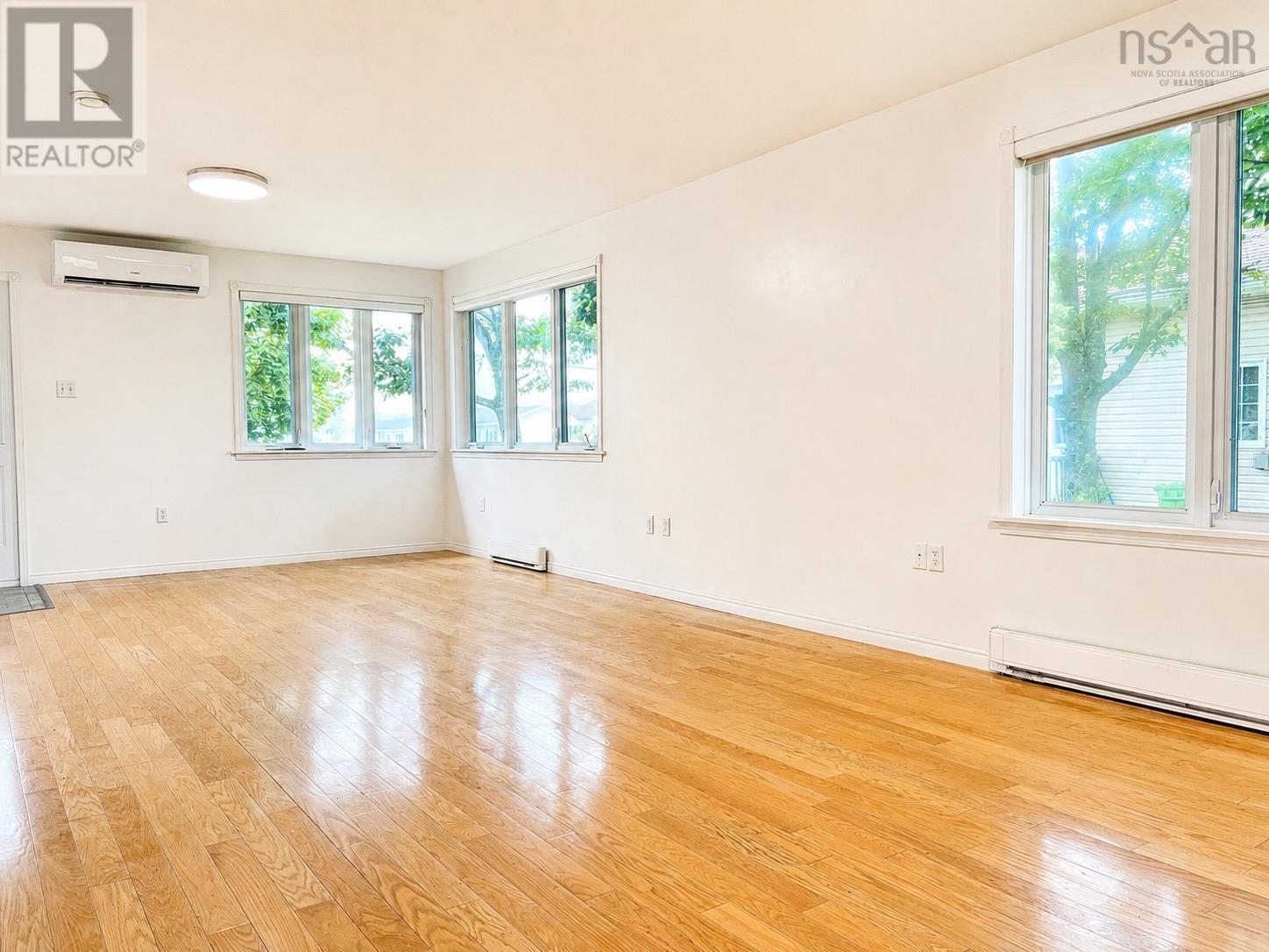 469 Brunswick Street Property Photo 4