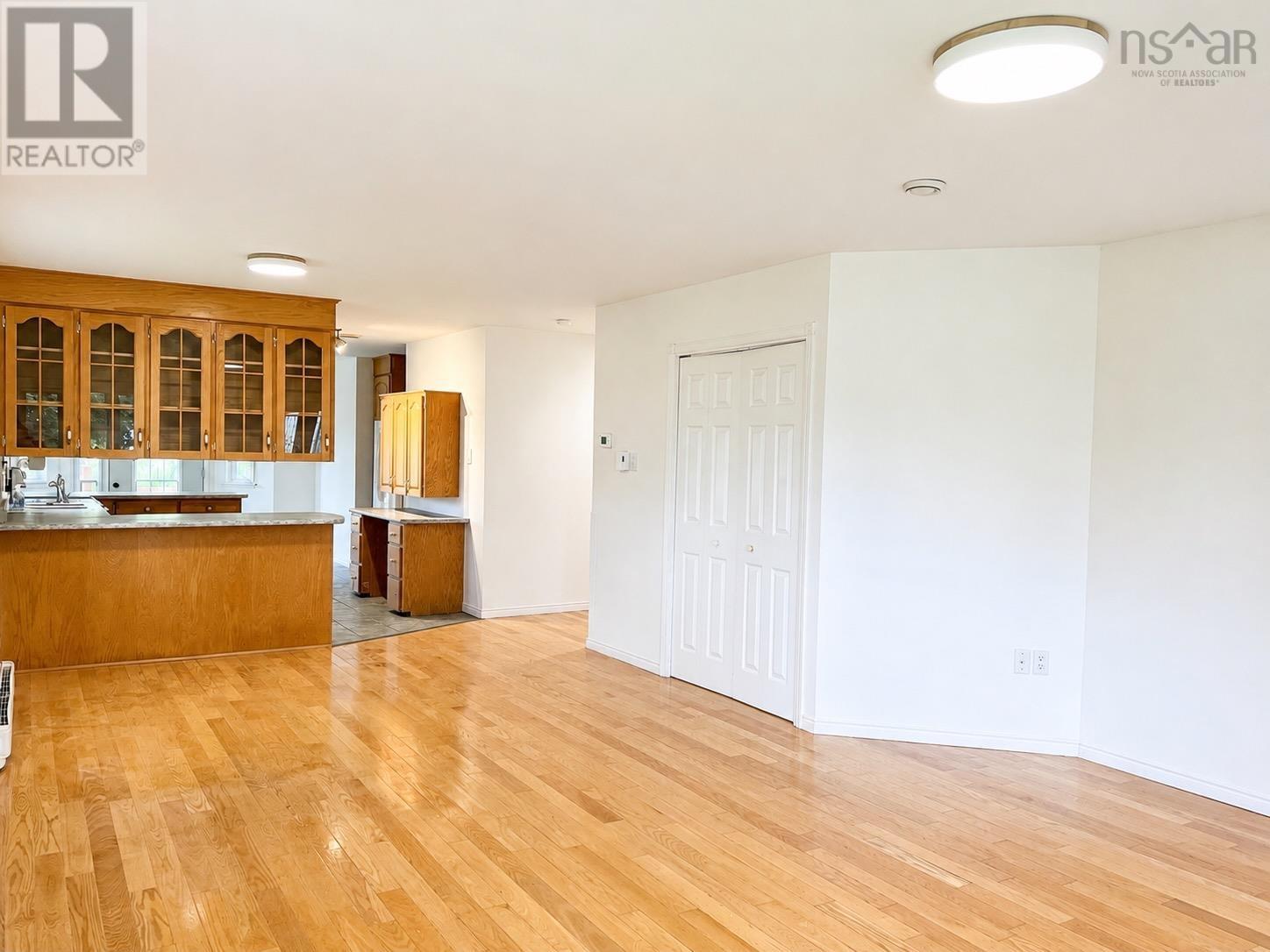 469 Brunswick Street Property Photo 6