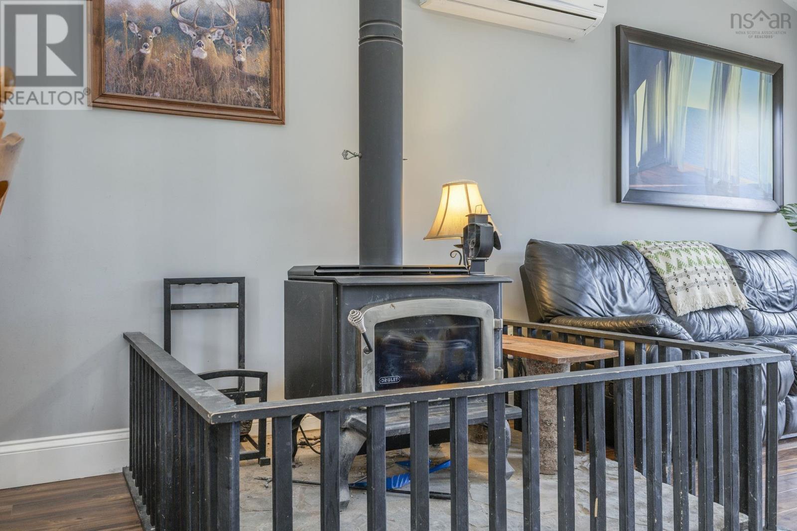 3548 Gairloch Road Property Photo 17