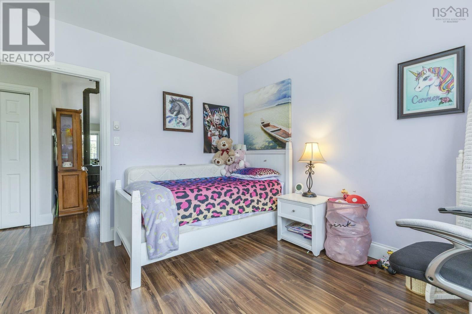 3548 Gairloch Road Property Photo 20