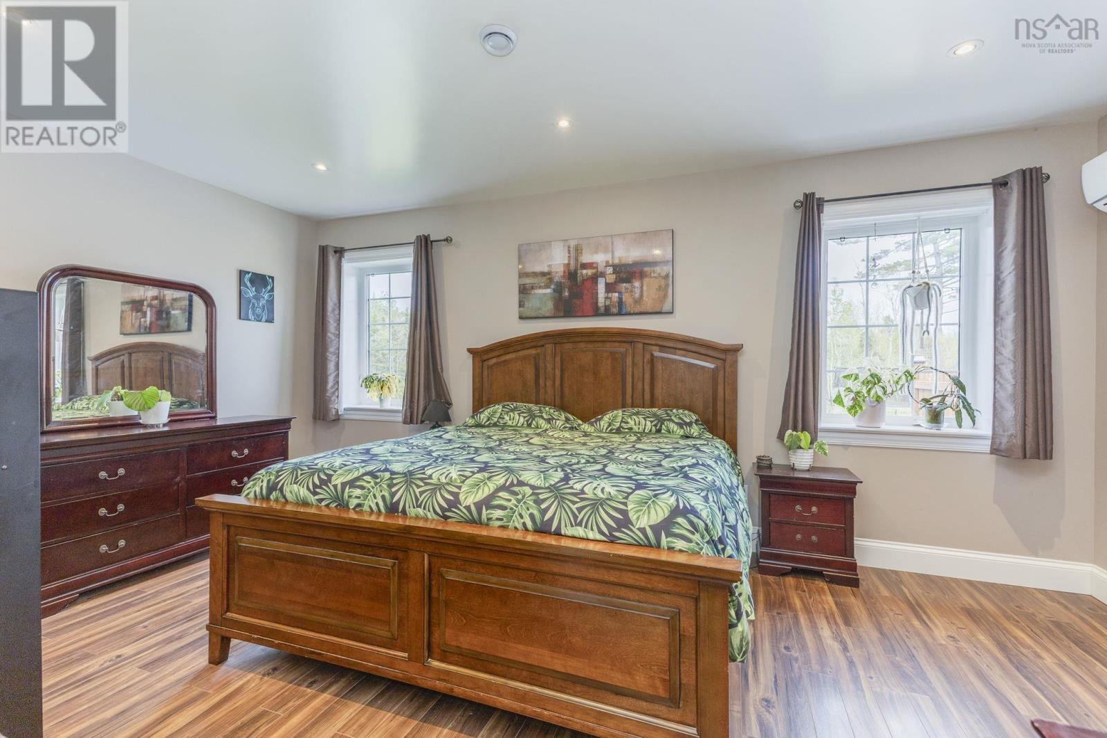 3548 Gairloch Road Property Photo 28