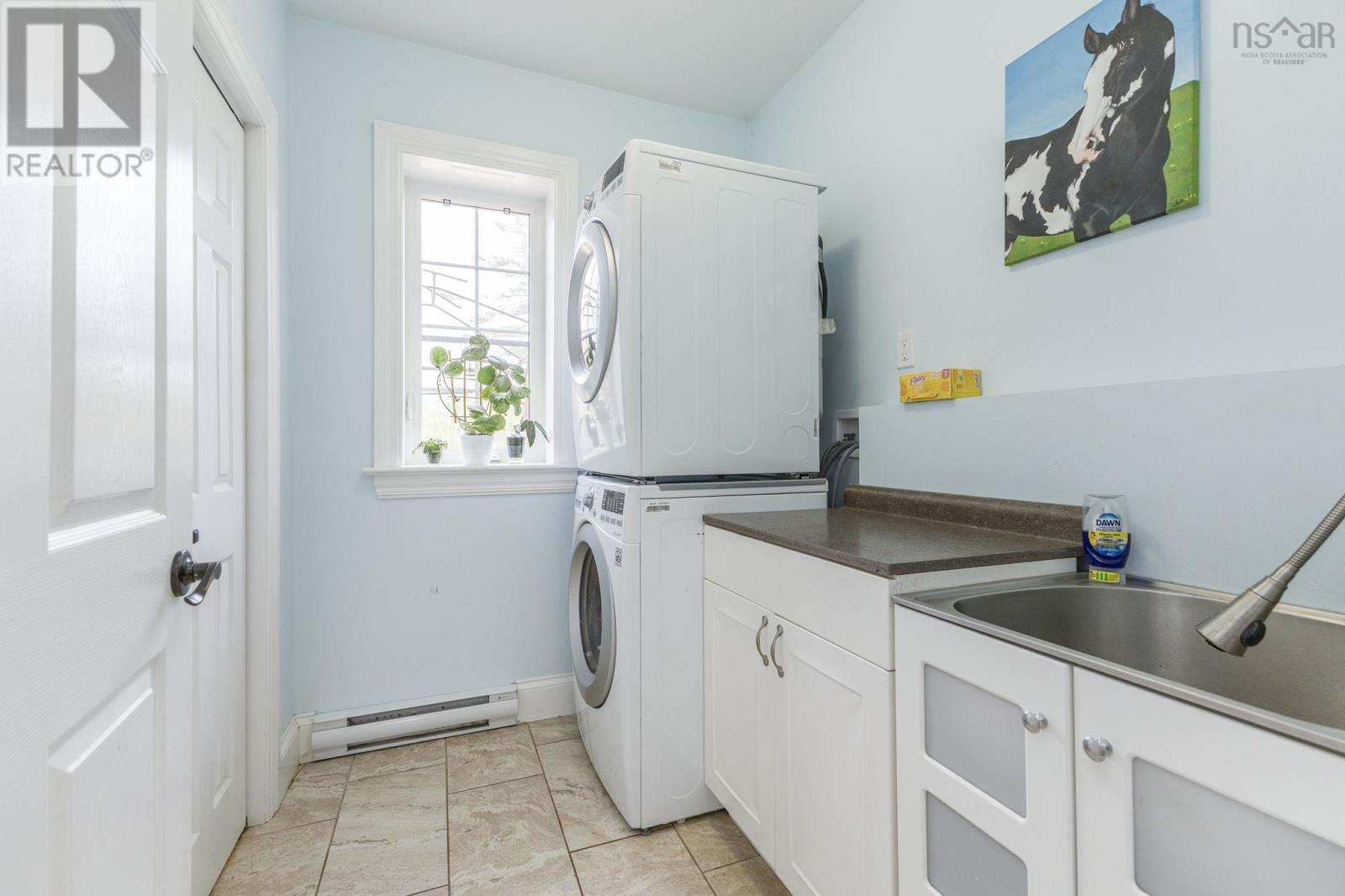 3548 Gairloch Road Property Photo 33