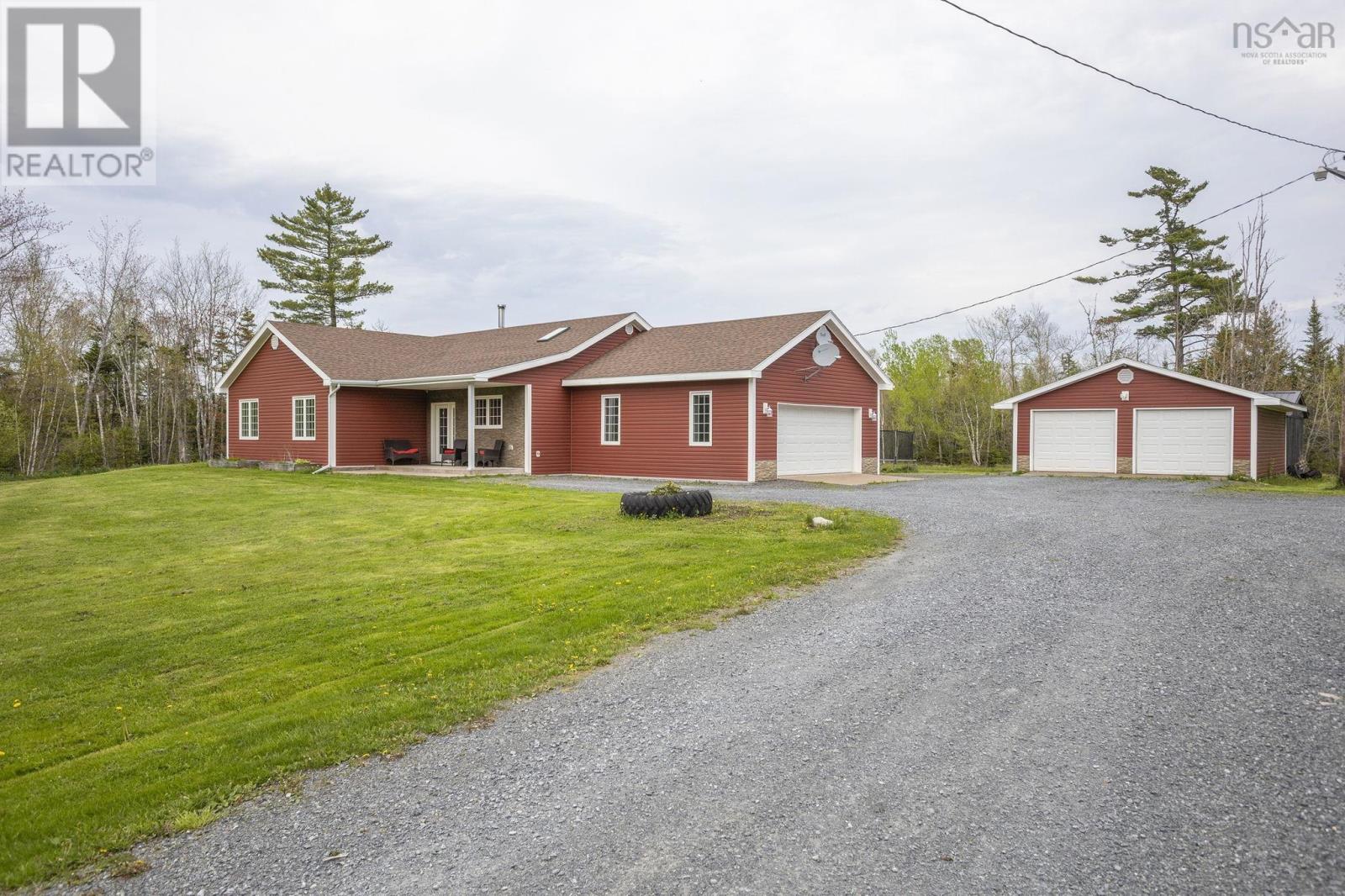 3548 Gairloch Road Property Photo 43