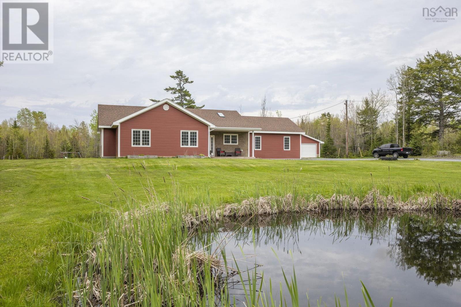 3548 Gairloch Road Property Photo 44