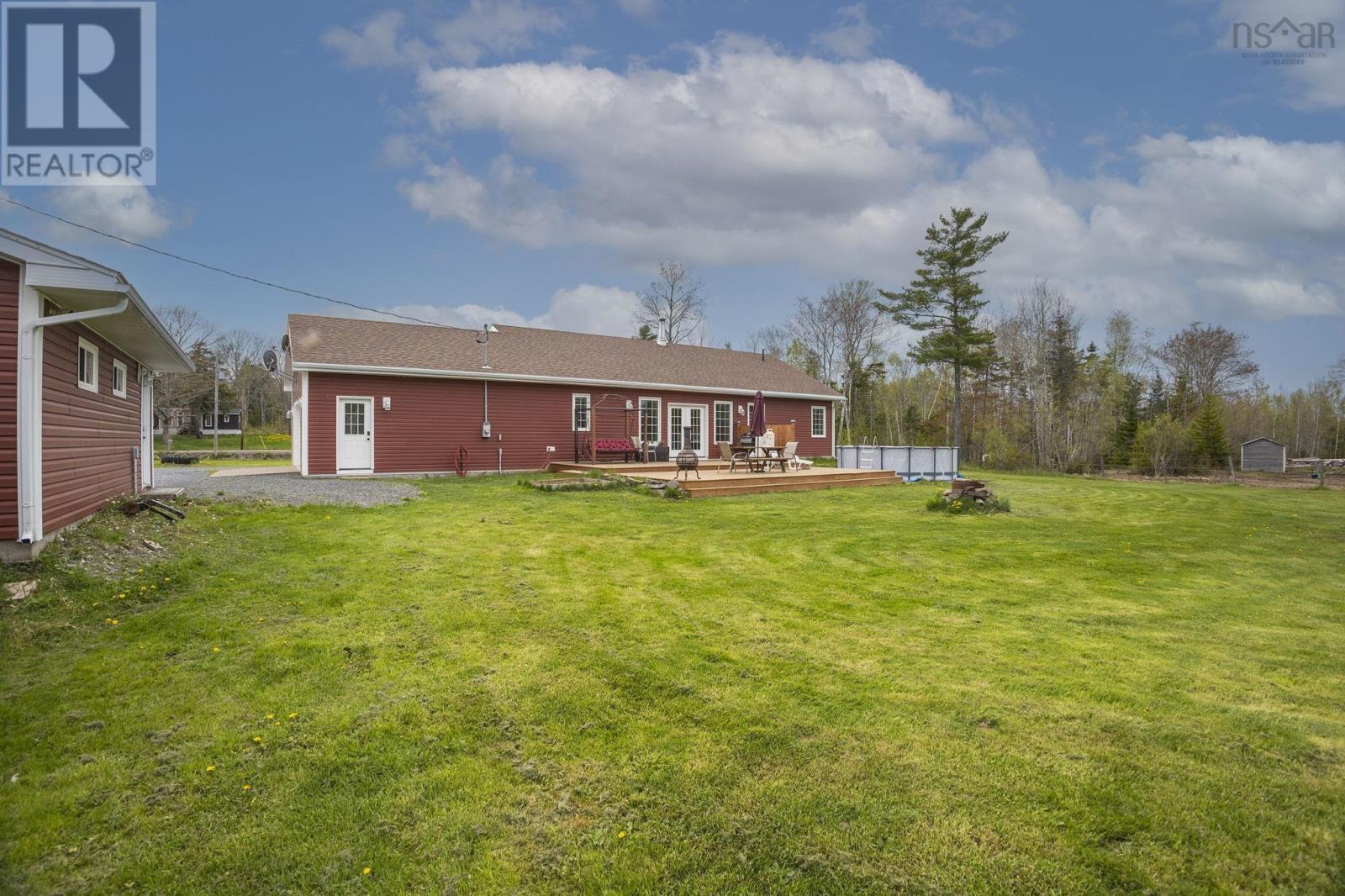 3548 Gairloch Road Property Photo 47