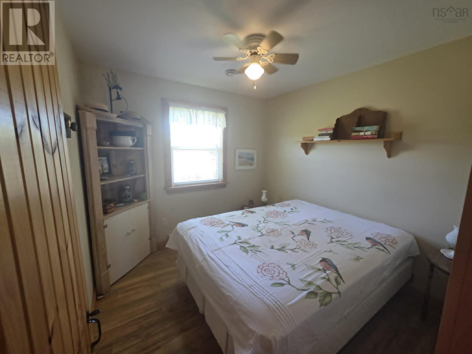 21 Stanley Lane Property Photo 18