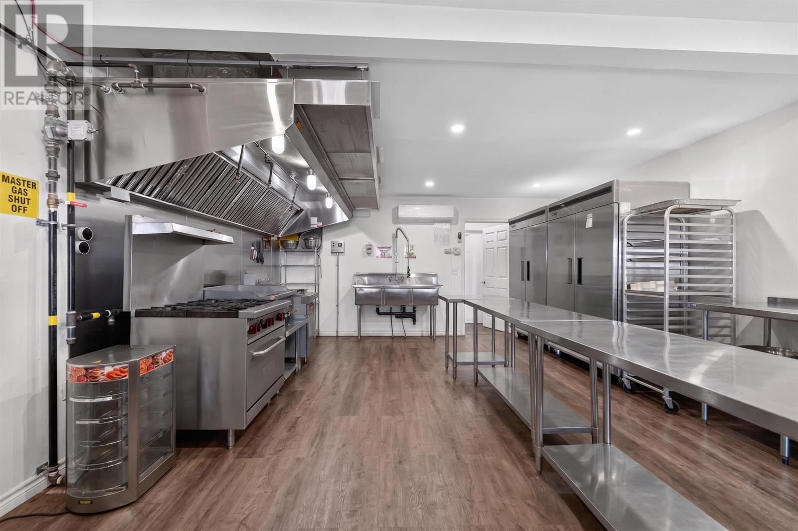 Pei Roti Inc (commercial Business Opportunity) Property Photo 1