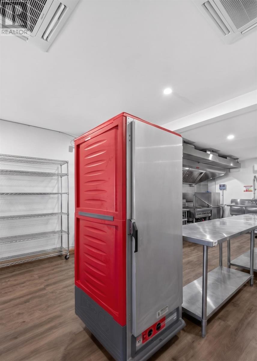 Pei Roti Inc (commercial Business Opportunity) Property Photo 6