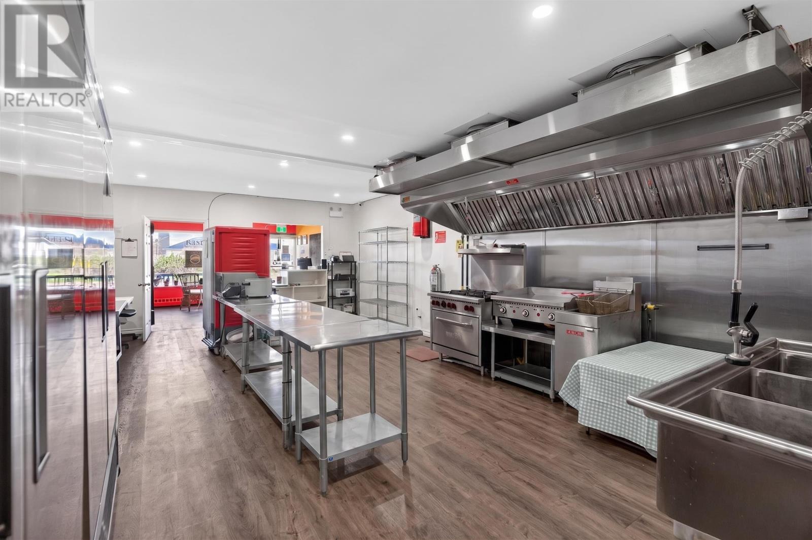 Pei Roti Inc (commercial Business Opportunity) Property Photo 7