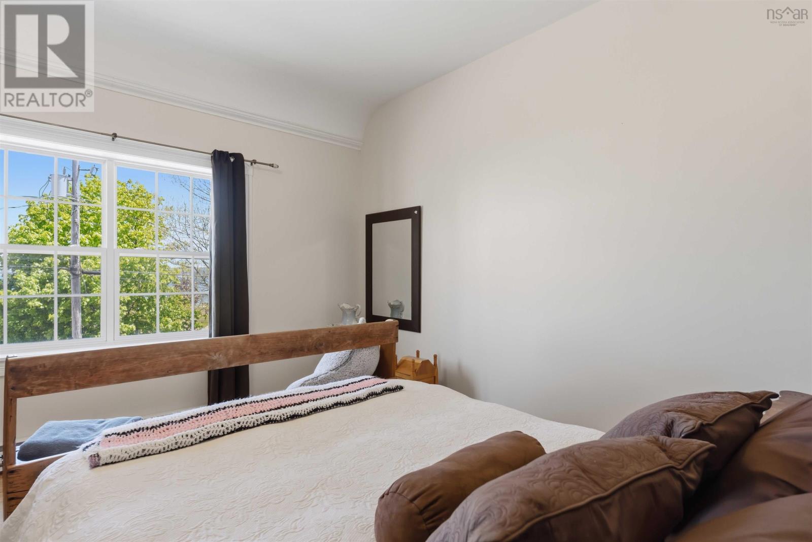 13 Maiden Lane Property Photo 28