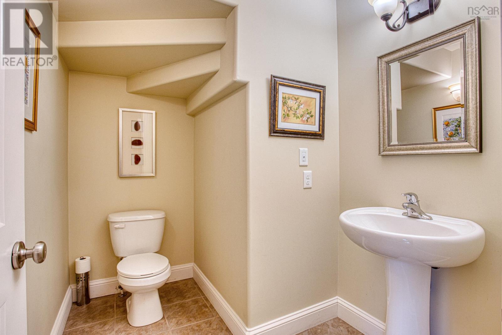 75 Bently Drive Property Photo 23
