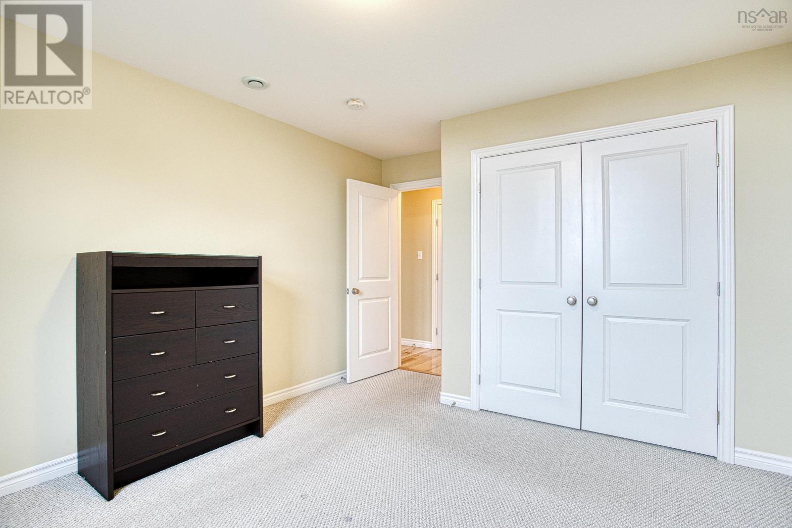 75 Bently Drive Property Photo 29