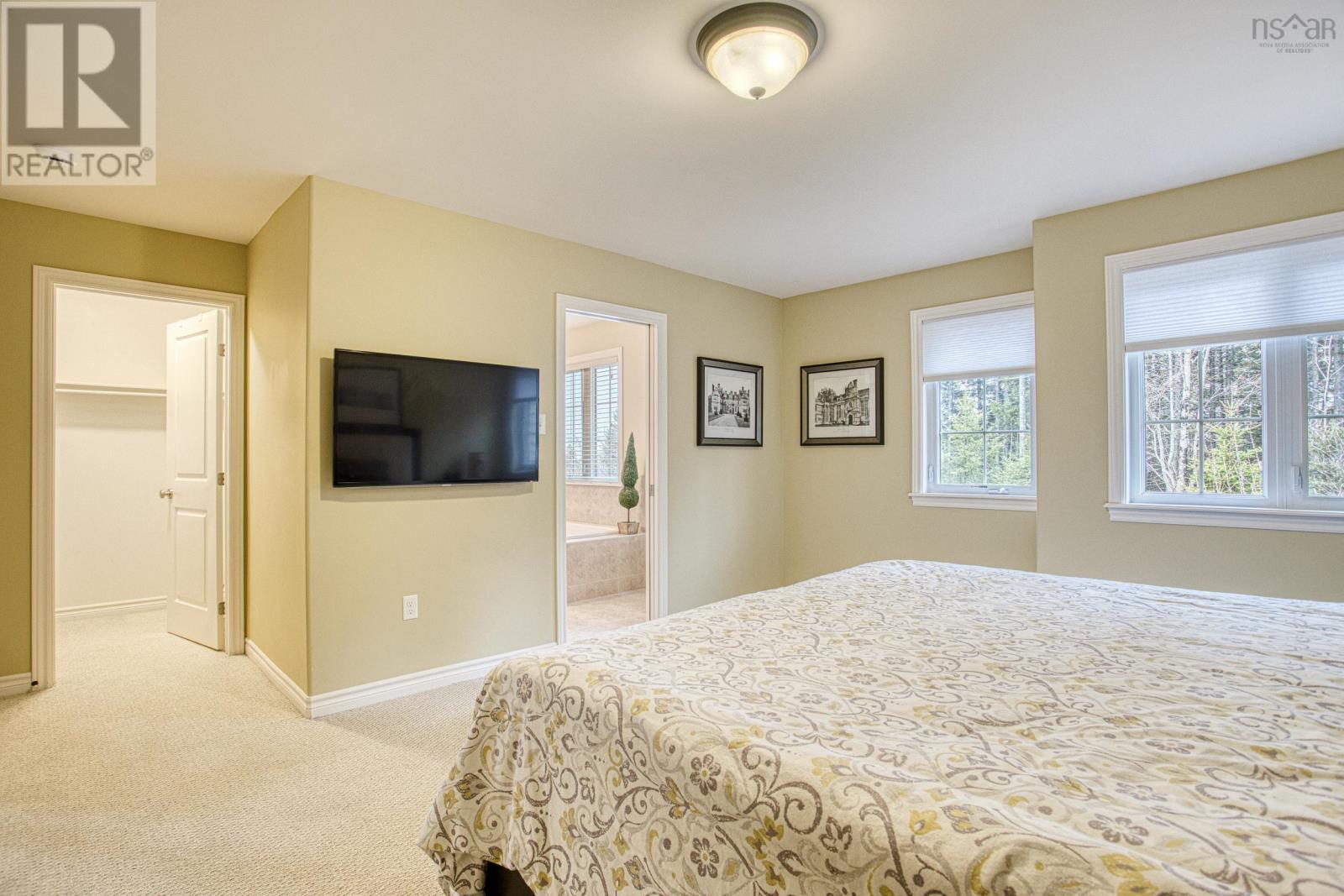 75 Bently Drive Property Photo 33