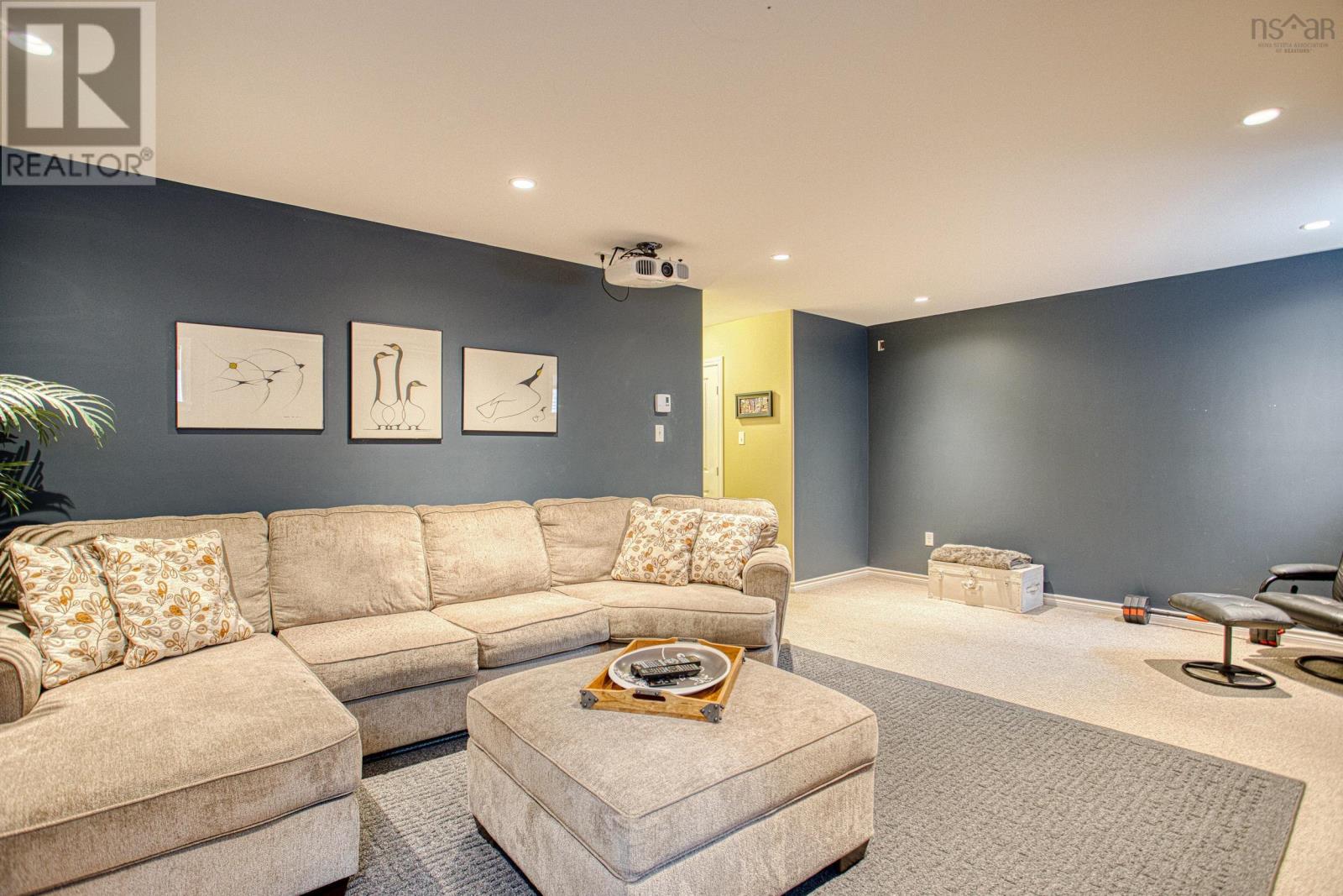 75 Bently Drive Property Photo 39