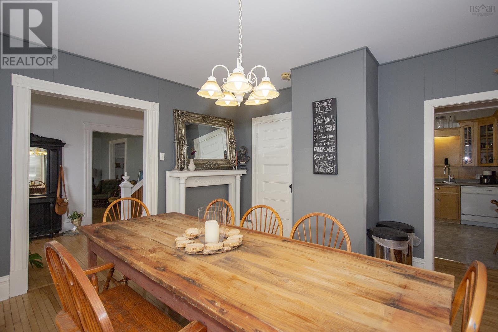 159 Victoria Street E Property Photo 29
