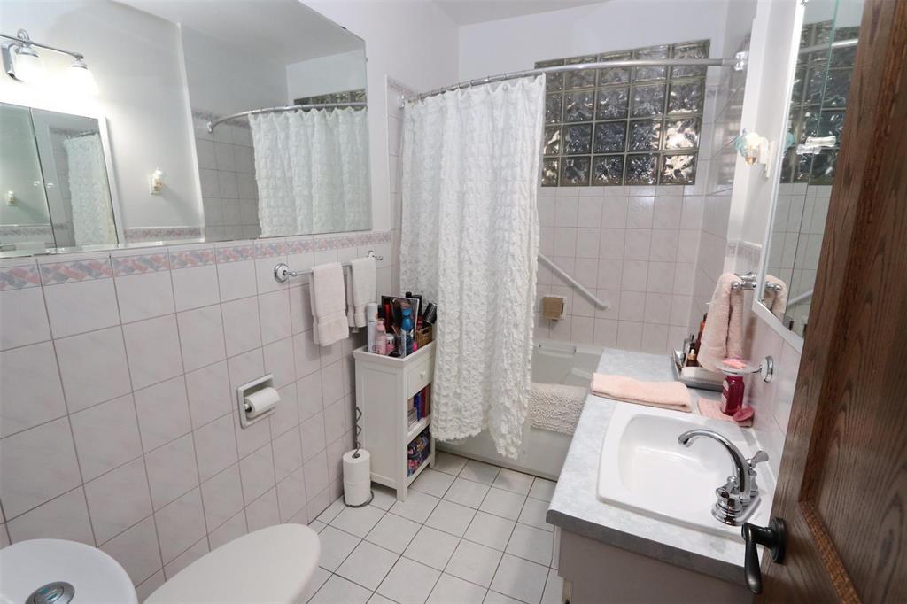 11a 778 Mcmillan Avenue Property Photo 14