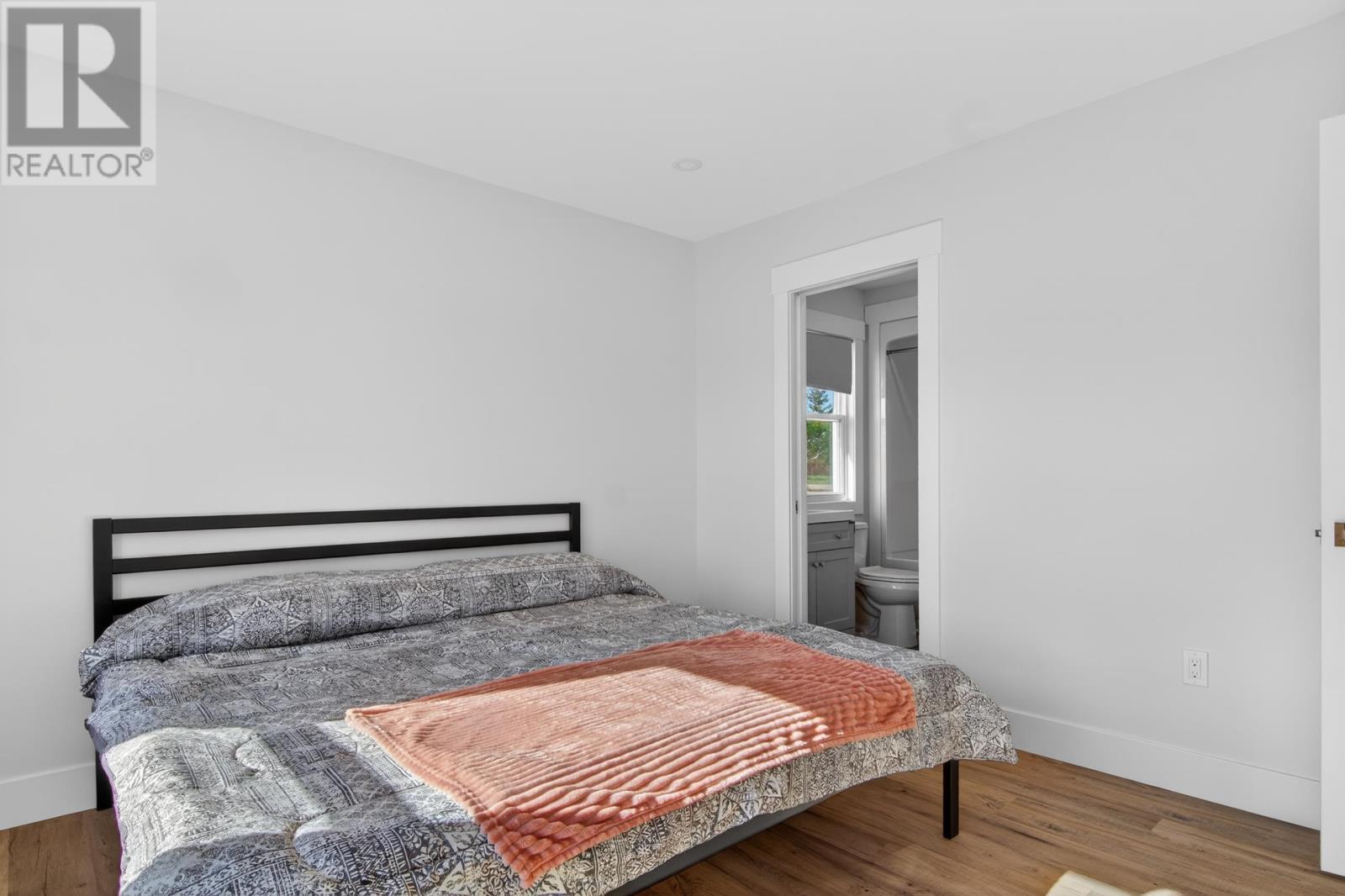 30 Tranquil Sands Lane Property Photo 18